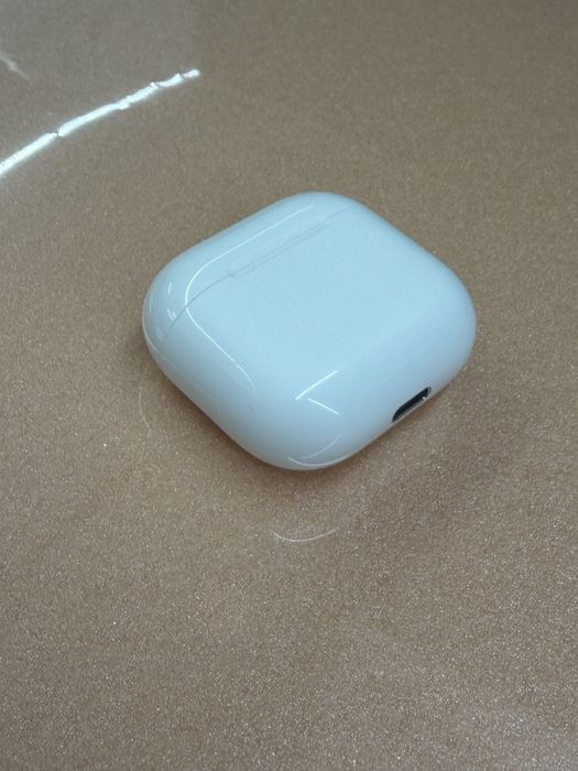 Наушники Apple AirPods 4 белый