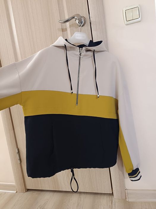 Zara. Женская кофта Турция