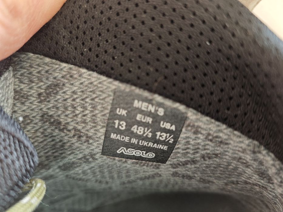 Продавам зимни обувки с gore-tex мембрана.