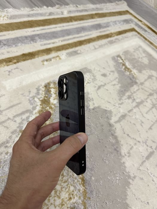 Чехол на айфон 16 pro max