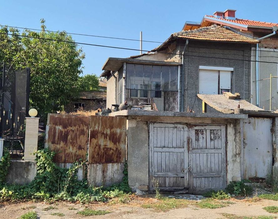 Къща-парцел, гр. Попово
