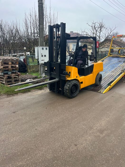 Продавам мотокар балкан кар 3500