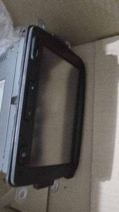 Штатный магнитофон Renault Logan 2