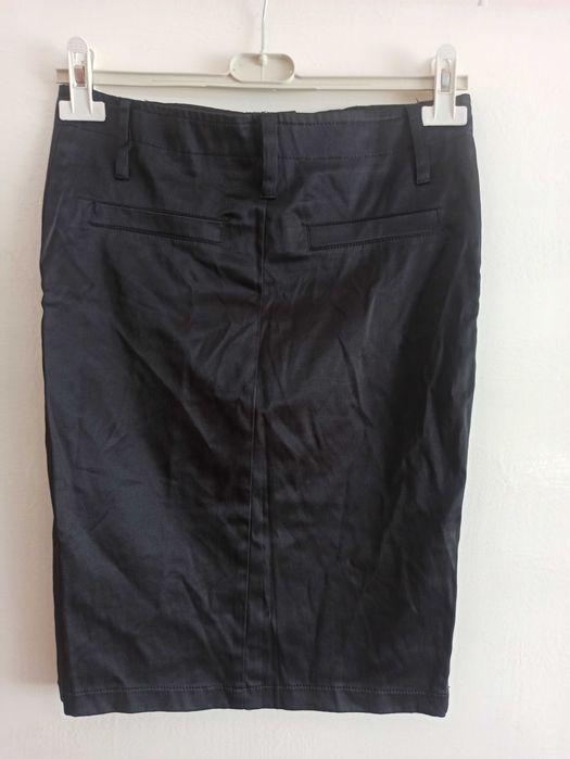 Дамска официална пола