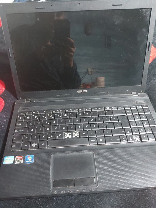 Vând,schimb leptopuri