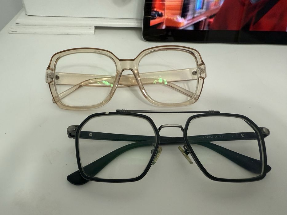 Продам две оправы