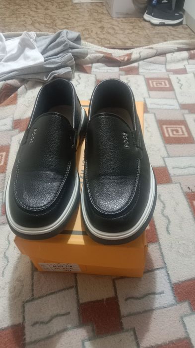 Продается детская обувь