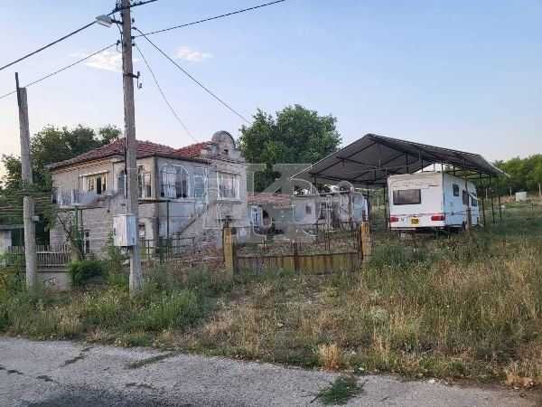 Продава се Къща в с. Крумово, Област Варна - 150 кв.м за 177 €/кв.м - Снимка #2