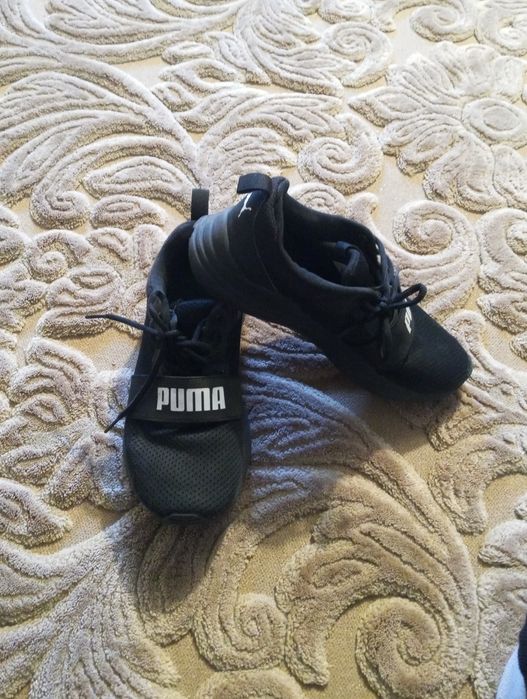 Vând papuci noi purtați de câteva ori urgent!!doar azi sunt din Onești