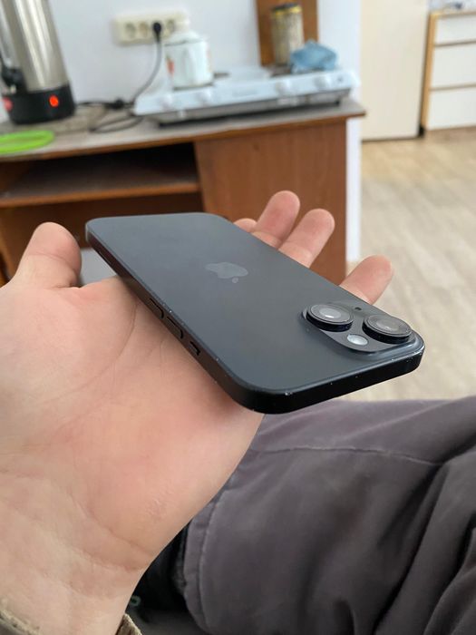 Продам iphone 15 EAC 128GB