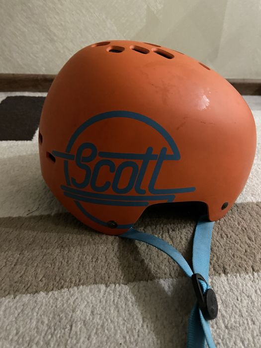 Срочно продам Шлем