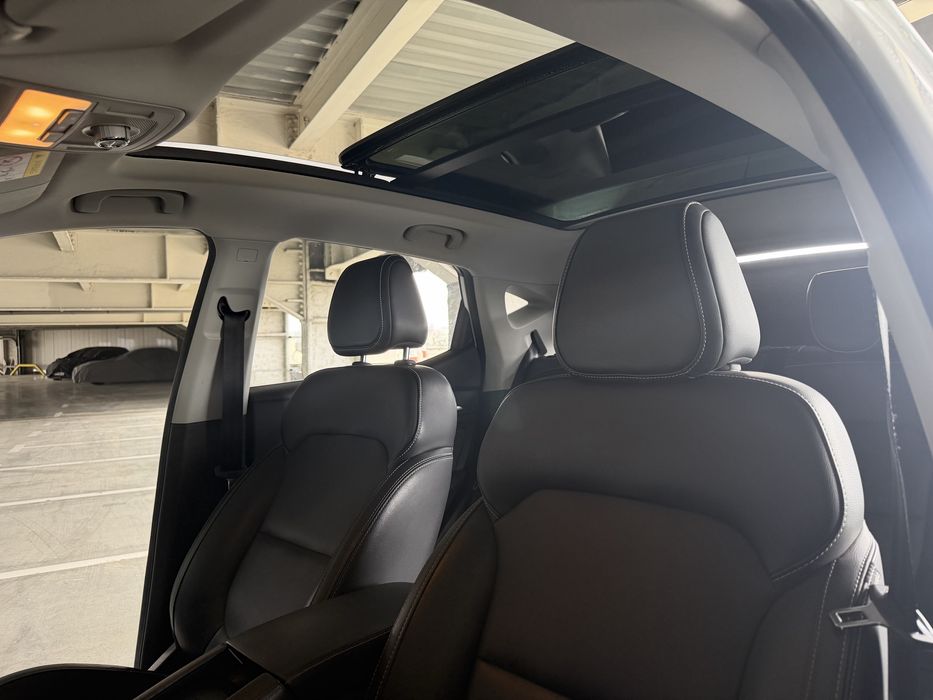 MG ZS EV 2021, echipare LUXURY, garantie producator