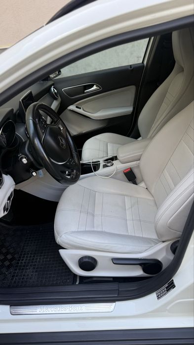 MERCEDES-BENZ GLA 2014 — imagine 2