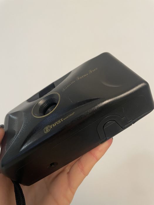 Лентов фотоапарат FIRST Austria