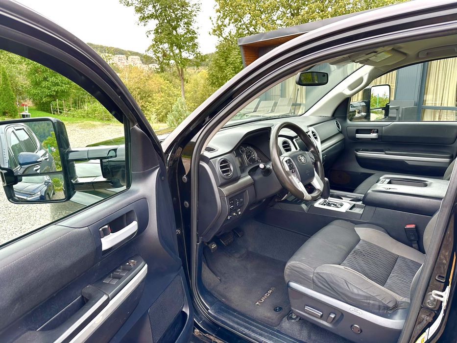 Toyota Tundra 5.7 Hemi an 2014 Autoutilitara impozit 580’ron/An