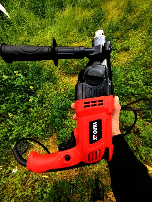 Дрель ударная YATO 1050Вт YT-82044
