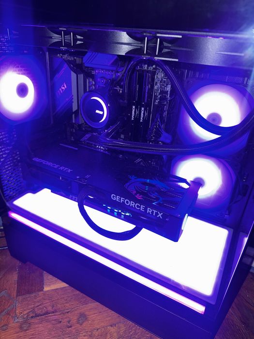 RTX 5080 + 7800X3D Gaming Rig – 3 месеца употреба само LoL