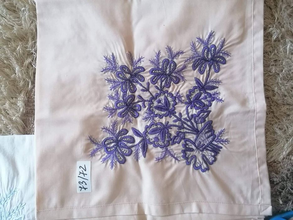 Карета от плат с бродерия