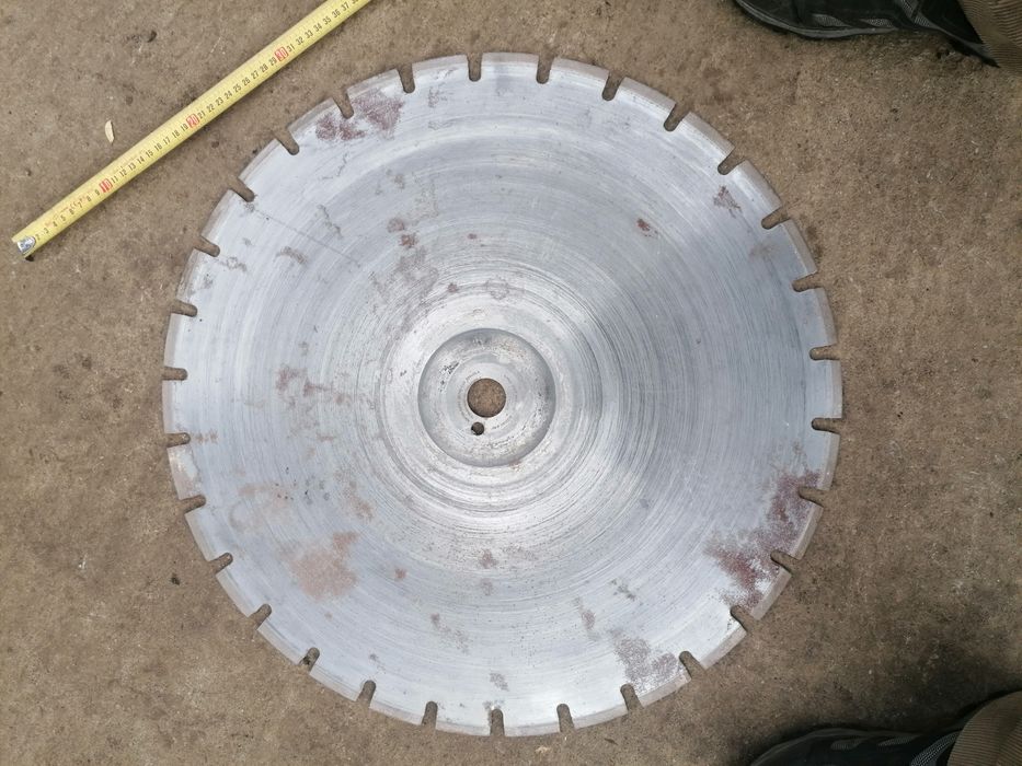 Disc pentru tăiat asfalt 600mm