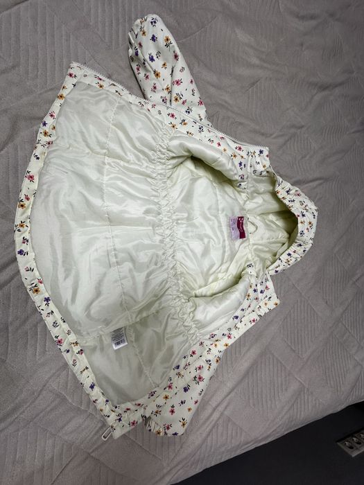 Демисезонная куртка для девочки р. 110