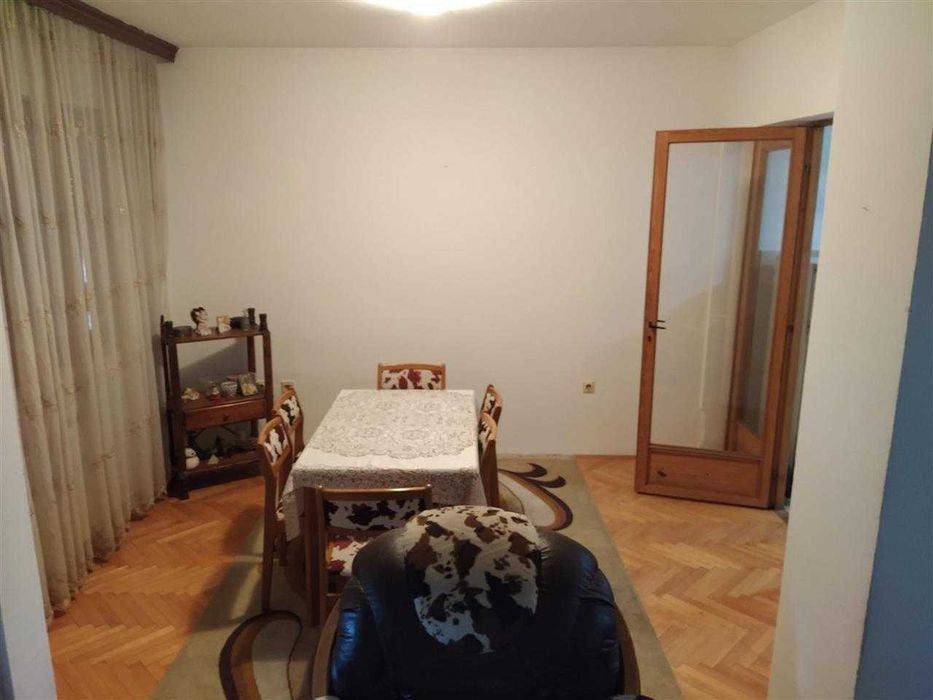 Дава се под наем Двустаен апартамент в Пловдив, Остромила - 59 кв.м за 229.5 € - Снимка #4