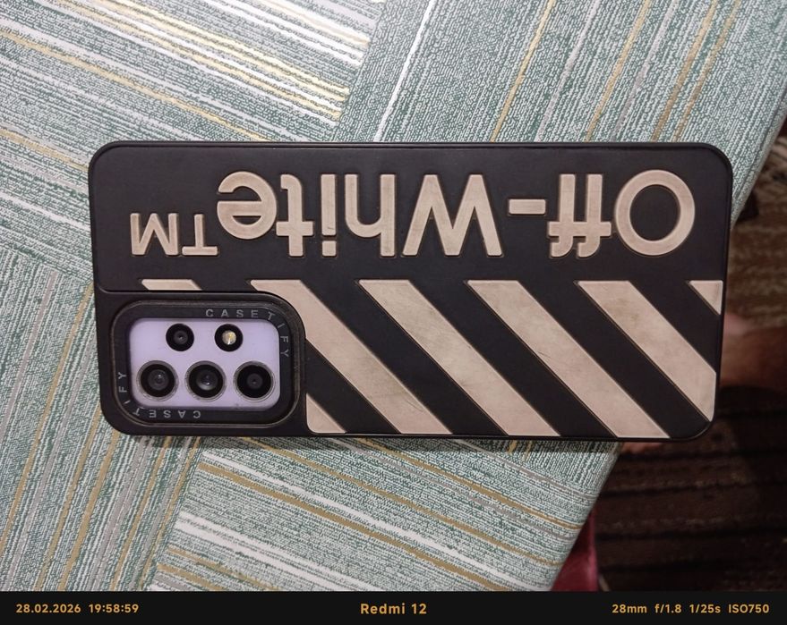 Самсунг Гелакси а 52