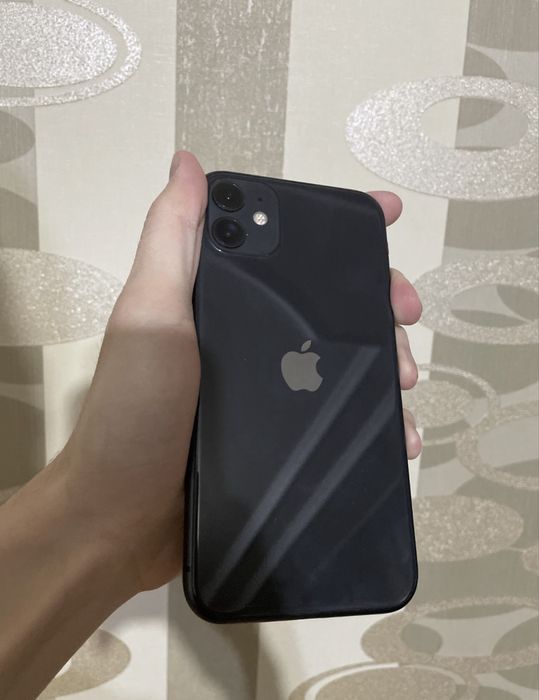 iPhone 11 срочно продам