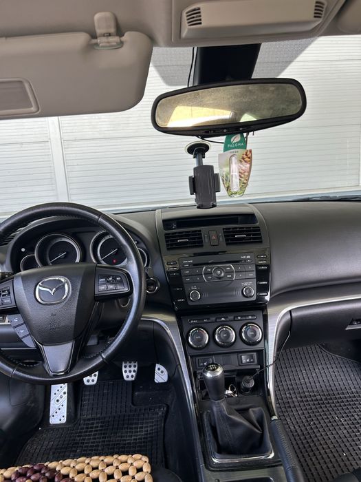 De vinzare mazda 6 din 2011 cu km la bord 175246