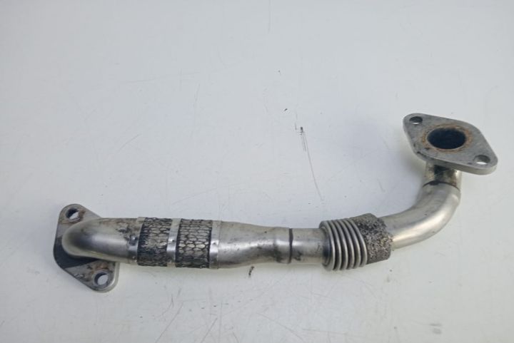 Conducta  Gaze / Egr 1.9 tdi 03G131521F Volkswagen VW Beetle a 2-a ge