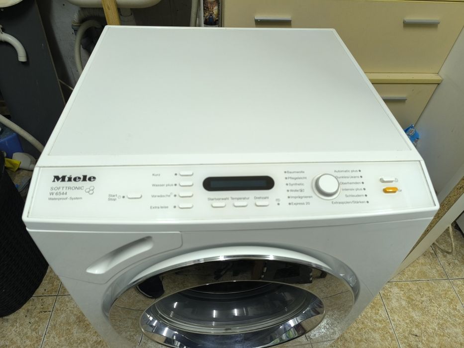 Пералня Miele W6544WPS - 8кг. 1400об. инверторна.