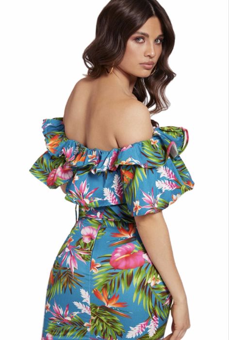 Летен сет GUESS от две части