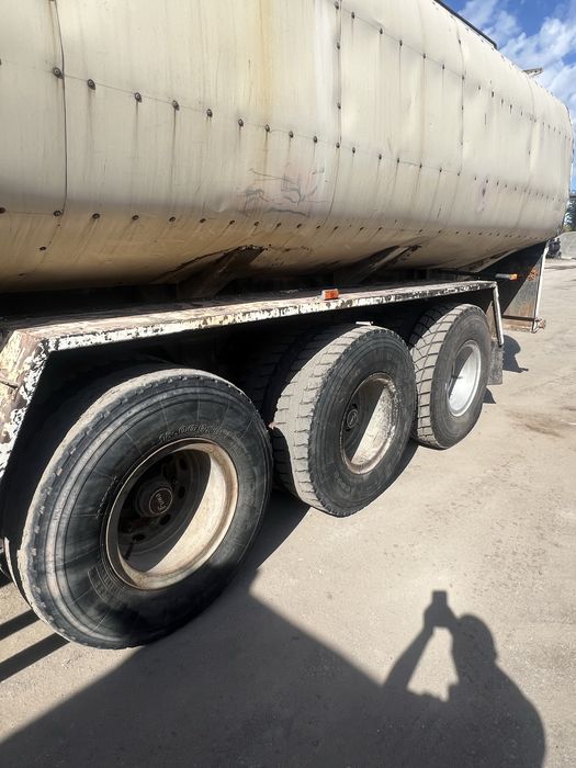 Водовоз прицеп  битумовоз