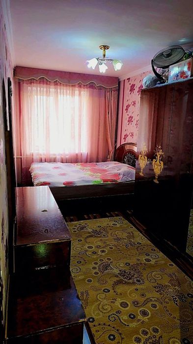 Чиланзар 4 3 комнатная 4 этаж