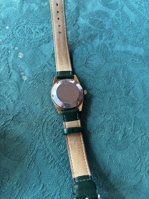 Omega automatic geneve date