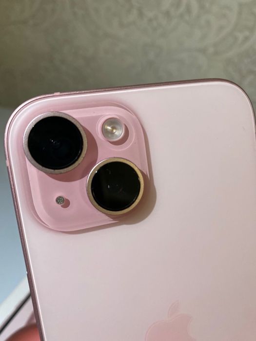 Продам iPhone 15