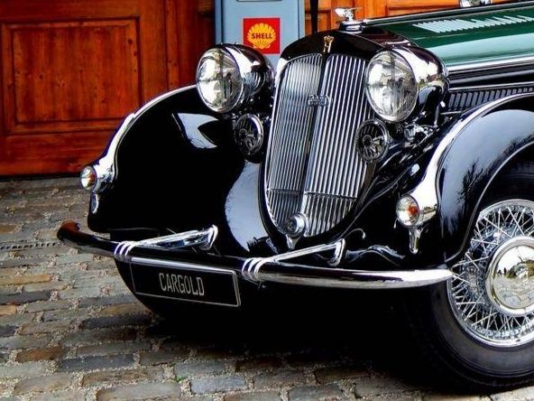 Передний  бампер  Ретро автомобили Очень редкий