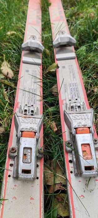 Schiuri Atomic ARC (nu ZAG, Fischer, Salomon, Rossignol, HEAD, Sports)