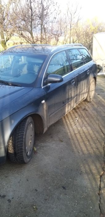 Vând Audi A4 B7 an 2008 defectă
