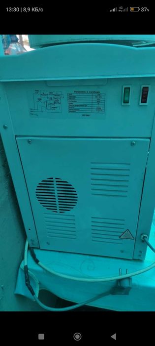 Кулер для воды питьевой