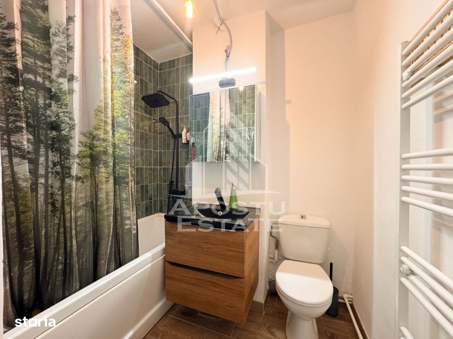 Apartament 2 camere, renovat, etaj 8, panoramica, Stadion - Hunedoara