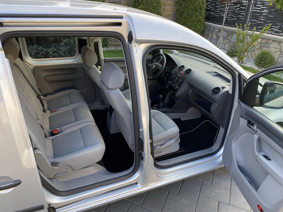 VW Caddy Life 1,9 Tdi~2-usi la Spate F/important