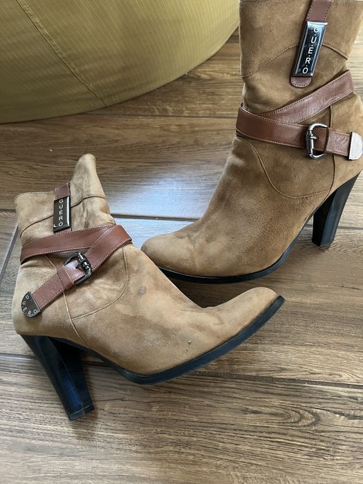 Кафеви ботуши 39р-черниСандали 39 р-35 лв