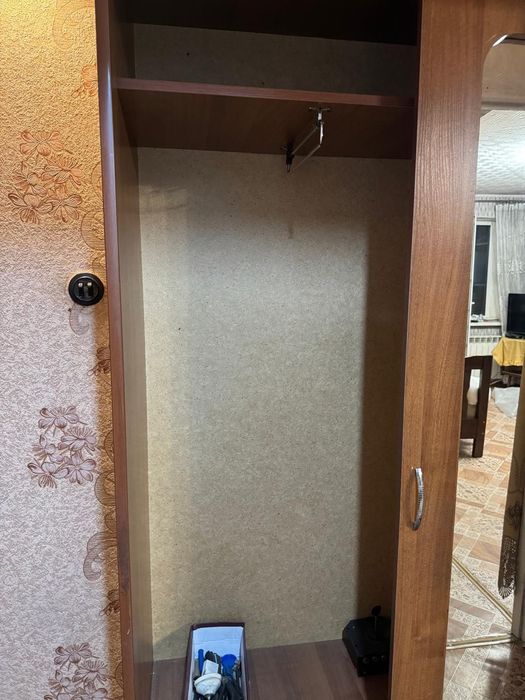 Продам мебель в прихожую