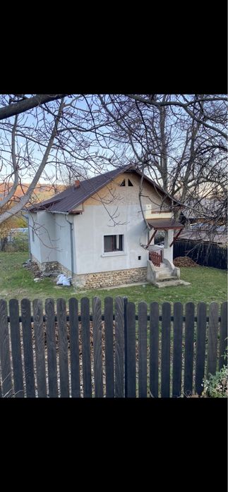 Vand casa traditionala in Ganesti, Arges!