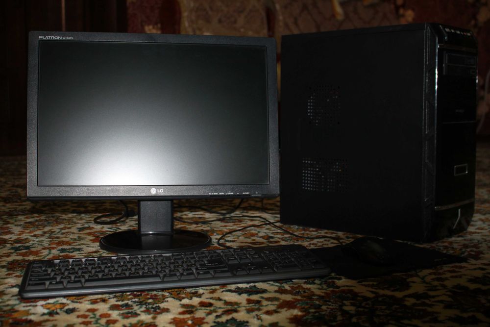 Монитор LG  сотилади, FLATRON W1942S
