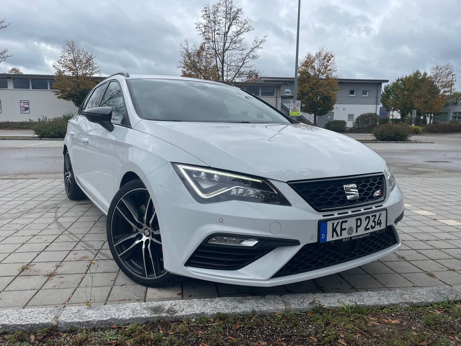 Seat Leon Seat leon cupra ST 300 4drive DSG