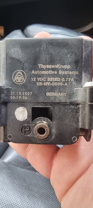 Клапан Разпределител за BMW X5 X6 E70 E71 компресор  въздушни възглавн