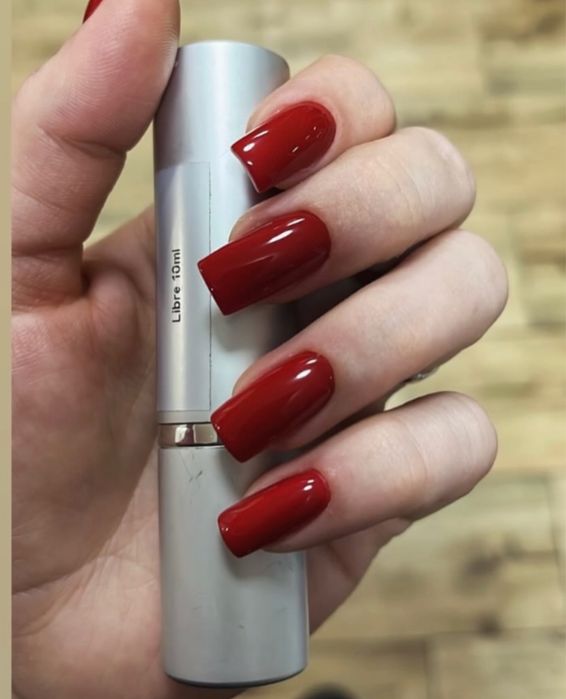 Маникюр в центре города