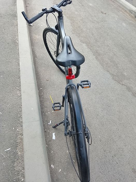 Vând bicicleta instare excelentă