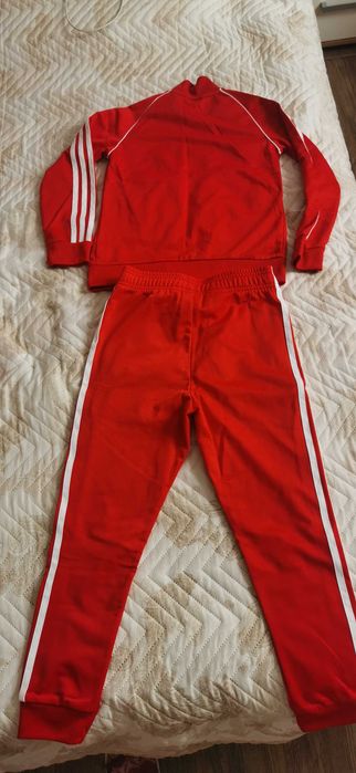 Детски спортен комплект за момиче, размер 7г.